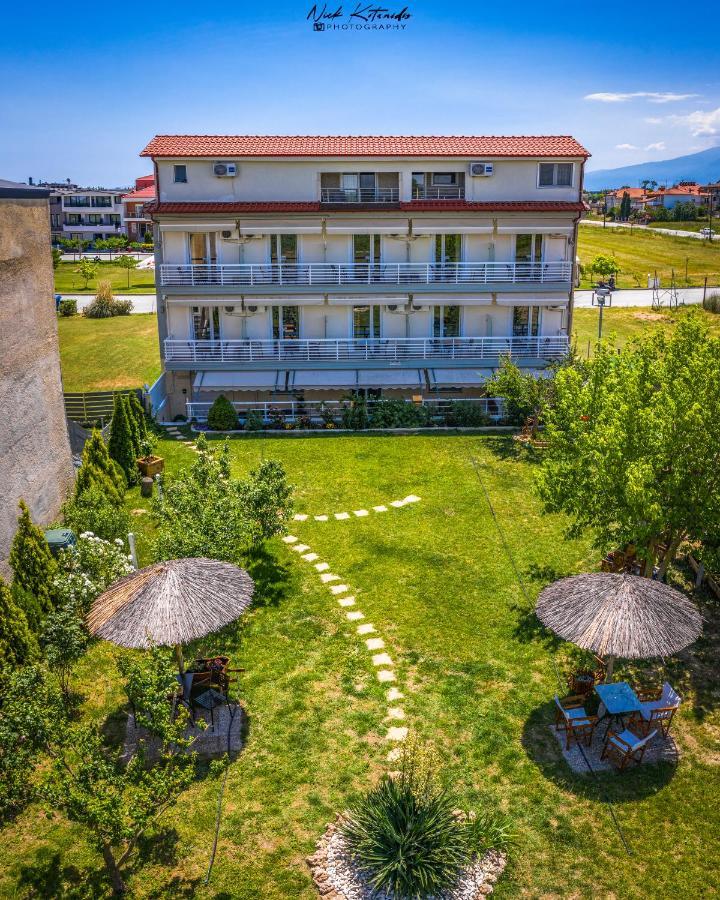 Rea Hotel Paralía 외부 사진