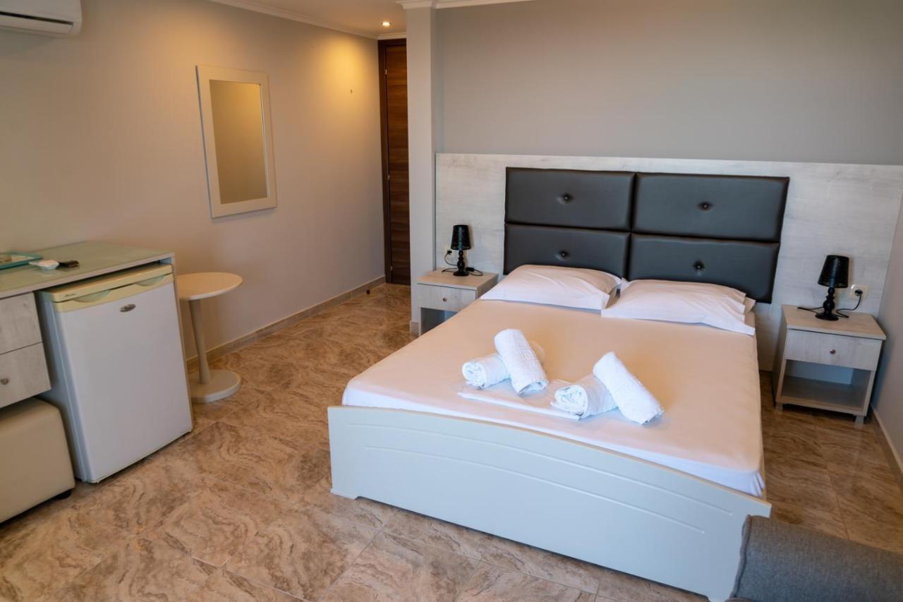 Rea Hotel Paralía 외부 사진