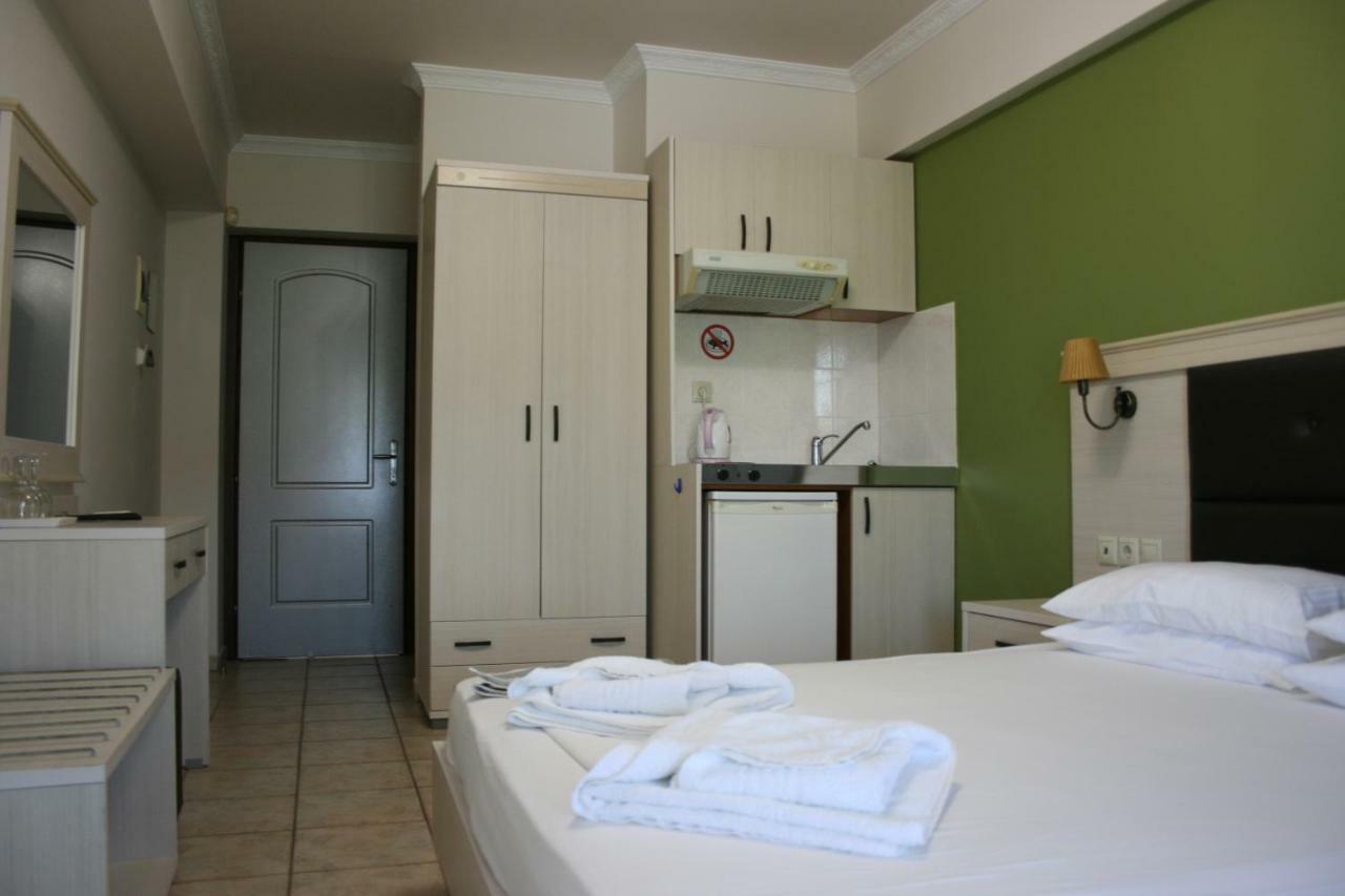 Rea Hotel Paralía 외부 사진