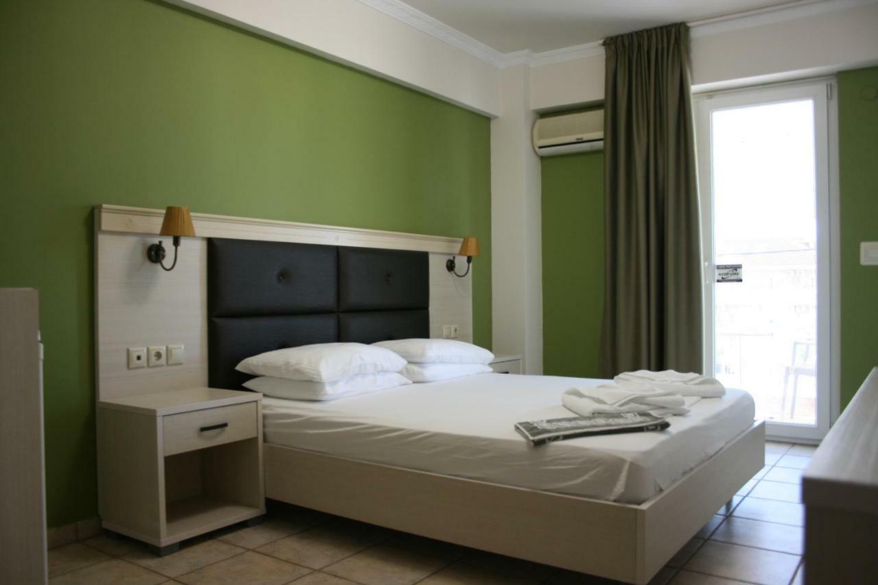 Rea Hotel Paralía 외부 사진